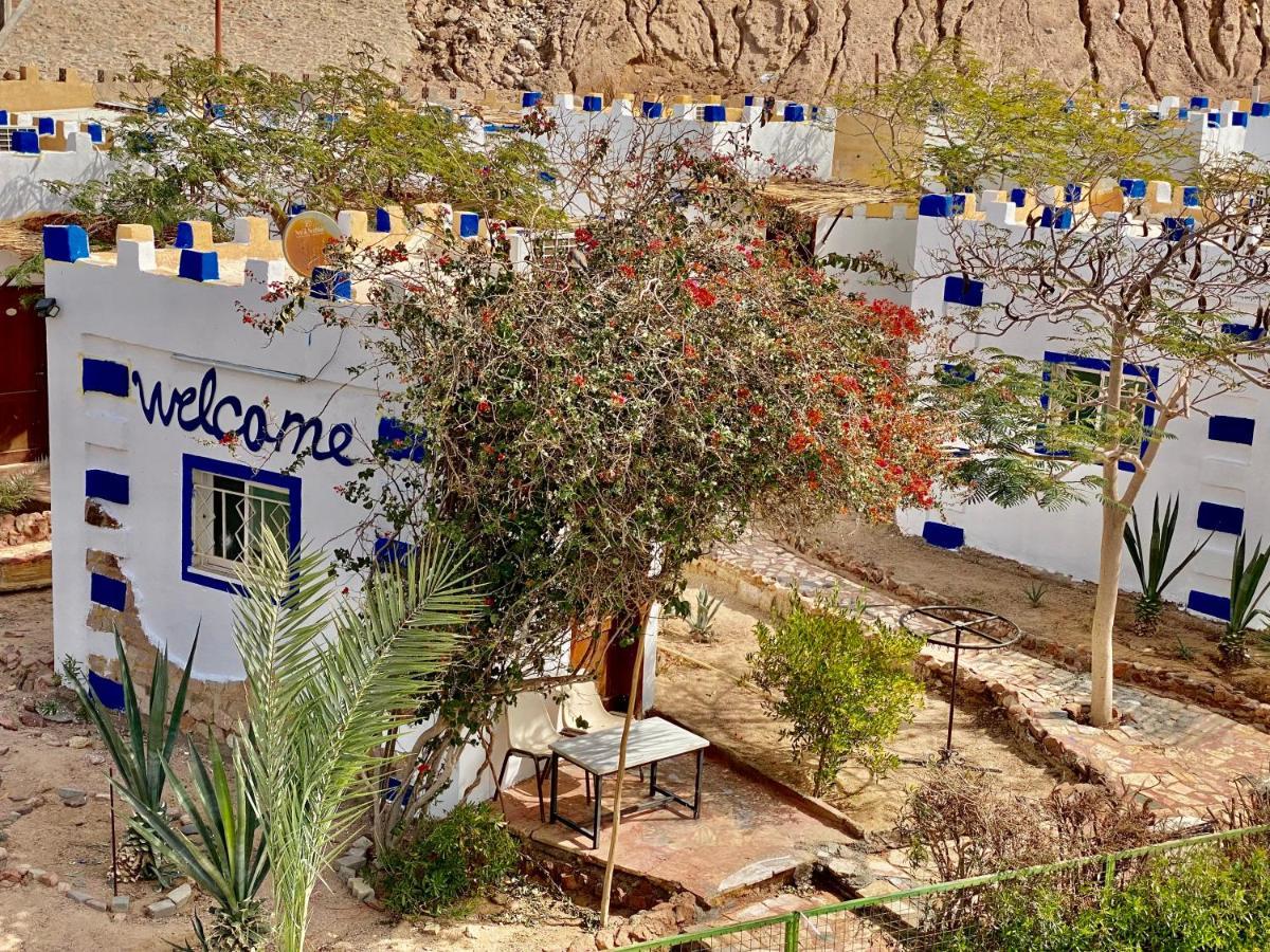 Bedouin Moon Village - Aqaba Al Burj Exterior photo